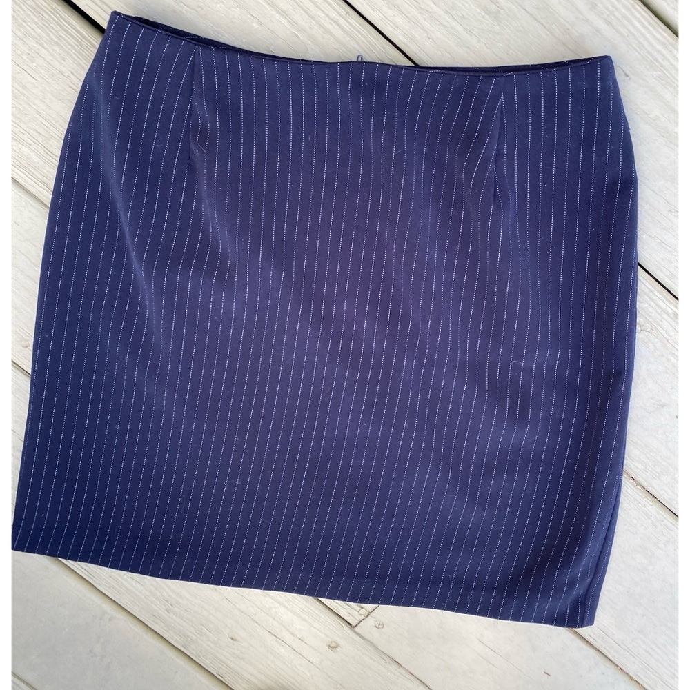 Briggs - Navy & cream pinstriped mini pencil skirt, Size: 12P